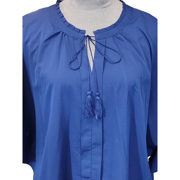C Wonder Batwing Blouse Blue Tassle Tie Pleated Neckline Top Lightweight Size XL - Picture 8 of 9